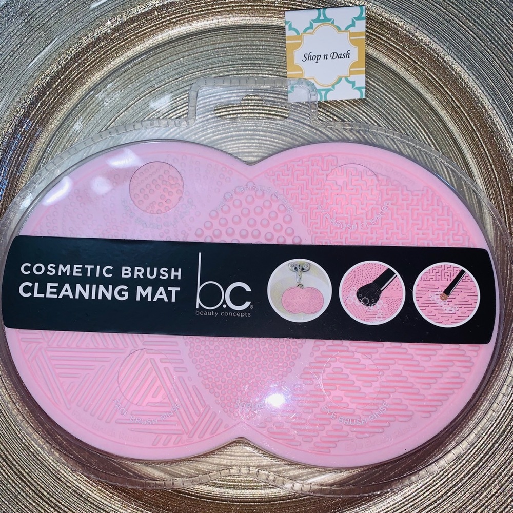 Cosmetic Brush Cleaning Mat